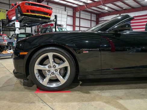 Used 2013 Chevrolet Camaro SS w/ RS Package RWD image 3