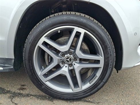 Used 2019 Mercedes-Benz GLS 550 4MATIC image 7