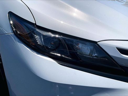 Used 2024 Toyota Camry SE FWD image 26