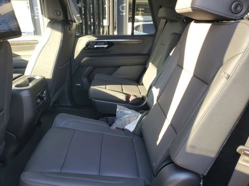 New 2026 Chevrolet Tahoe Z71 w/ Z71 Off-Road Package AWD/4WD image 15