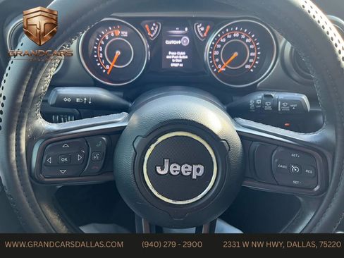 Used 2018 Jeep Wrangler Unlimited Sport S AWD/4WD image 19