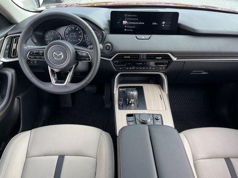 Used 2025 MAZDA CX-90 3.3 Turbo w/ Preferred Package AWD/4WD image 18