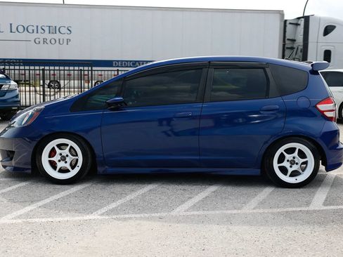Used 2010 Honda Fit image 3