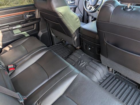 Used 2016 RAM 2500 Laramie w/ Convenience Group image 20