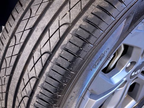 Certified 2024 Kia Seltos S FWD image 13