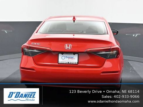 Used 2023 Honda Civic LX image 5
