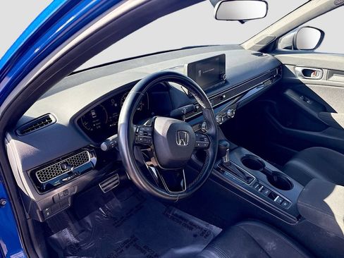 Used 2023 Honda Civic Sport image 9