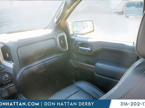 Used 2021 Chevrolet Silverado 1500 High Country w/ Technology Package image 21
