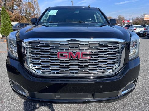 Used 2018 GMC Yukon XL Denali w/ Open Road Package image 5
