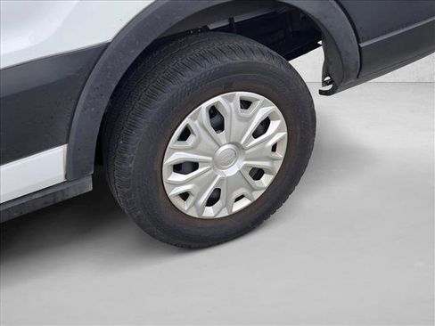 Used 2024 Ford Transit 350 XLT image 15