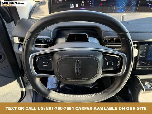Used 2025 Lincoln Navigator L Reserve image 17