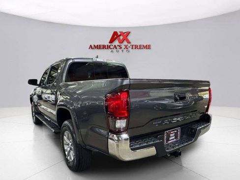 Used 2019 Toyota Tacoma SR5 RWD image 5