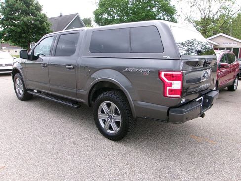 Used 2018 Ford F150 XLT w/ Equipment Group 302A Luxury AWD/4WD image 4