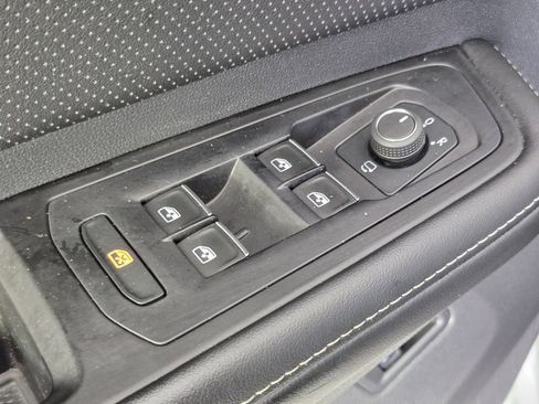 Used 2024 Volkswagen Atlas SEL Premium R-Line AWD/4WD image 24