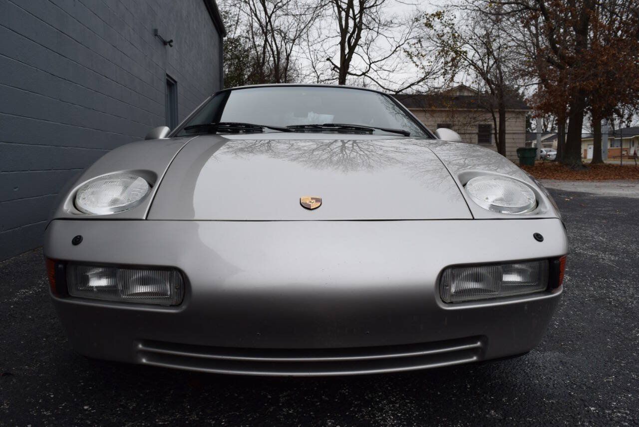 Used 1993 Porsche 928 GTS RWD image 11