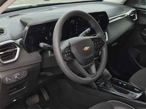 Certified 2025 Chevrolet TrailBlazer LS w/ LS Convenience Package image 26