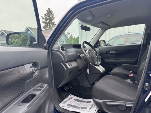 Used 2008 Scion xB image 13