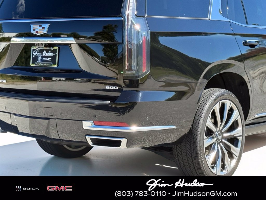 Certified 2026 Cadillac Escalade Platinum Luxury AWD/4WD image 17
