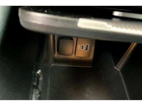 Used 2025 Ford Explorer ST-Line image 35