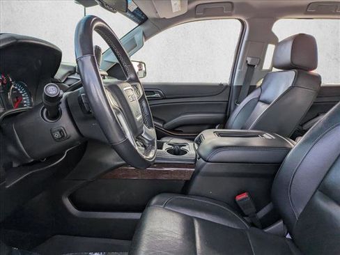 Used 2018 GMC Yukon XL SLT w/ Premium Edition image 15
