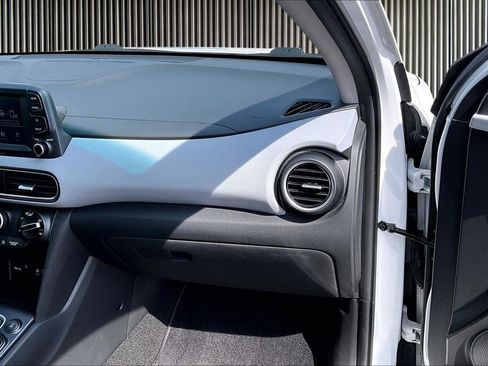 Used 2018 Hyundai Kona SEL w/ SEL Tech Package 02 image 17