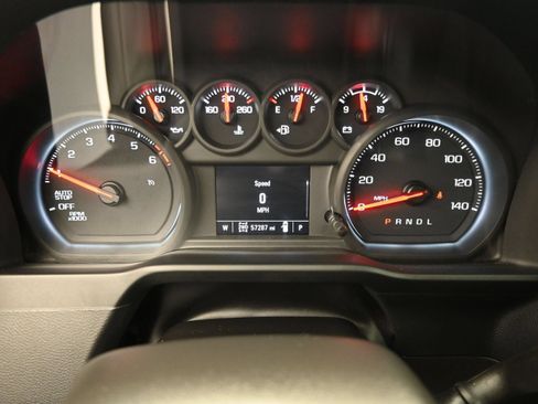 Used 2022 Chevrolet Silverado 1500 Custom Trail Boss w/ LPO, Dark Essentials Package AWD/4WD image 13