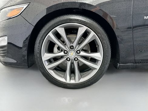 Used 2023 Chevrolet Malibu LT FWD image 30