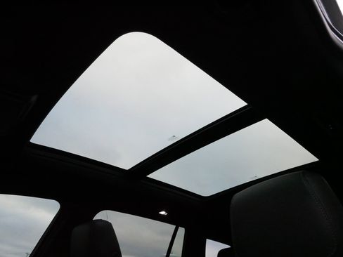 Certified 2024 Cadillac XT6 Sport w/ Technology Package image 34