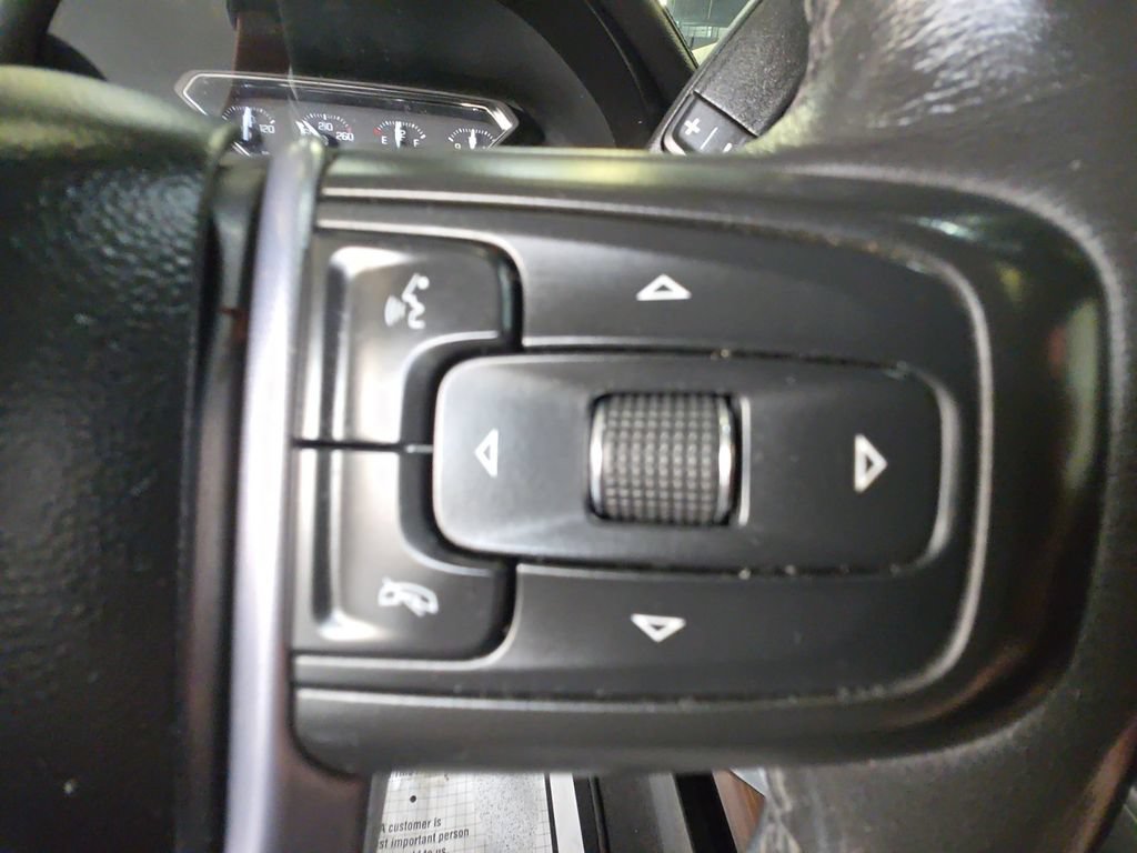 Used 2019 GMC Sierra 1500 SLT w/ SLT Premium Plus Package AWD/4WD image 19