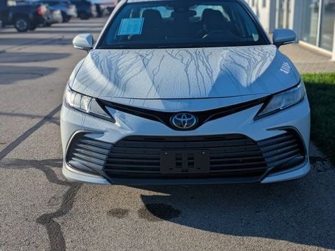 Used 2023 Toyota Camry LE image 2
