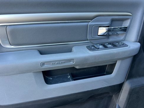 Used 2017 RAM 1500 Big Horn image 12