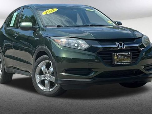 Used 2018 Honda HR-V LX image 2