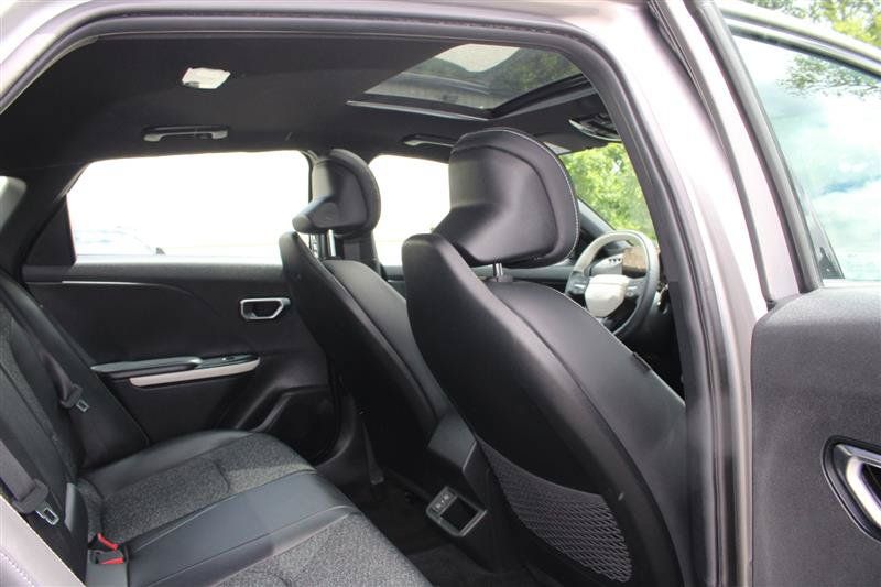Used 2025 Kia K4 GT-Line w/ GT-Line Sunroof Package FWD image 12
