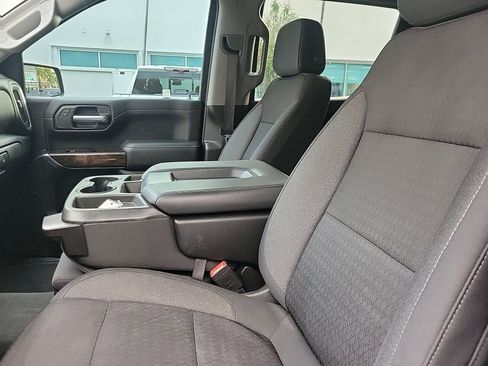 Used 2020 GMC Sierra 1500 SLE w/ SLE Value Package image 39