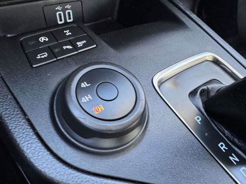 Used 2020 Ford Ranger Lariat w/ Trailer Tow Package image 39