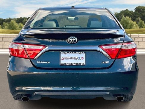 Used 2017 Toyota Camry XSE image 4