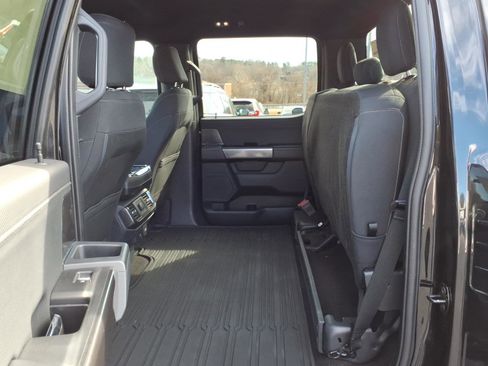 Certified 2021 Ford F150 XLT w/ Equipment Group 302A High image 11