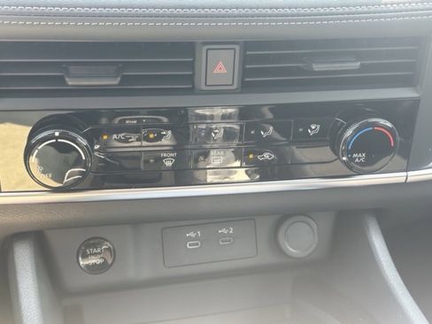 Certified 2025 Nissan Rogue S image 10