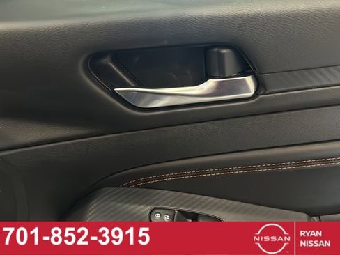 Certified 2019 Nissan Altima 2.5 SR AWD/4WD image 38