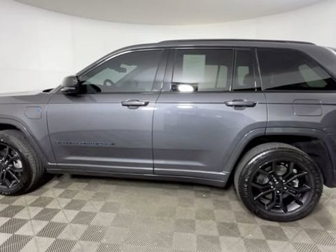 Used 2024 Jeep Grand Cherokee Limited 4xe AWD/4WD image 7