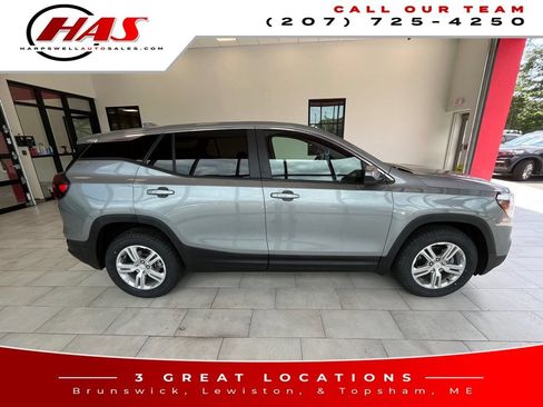 Used 2024 GMC Terrain SLE AWD/4WD image 7