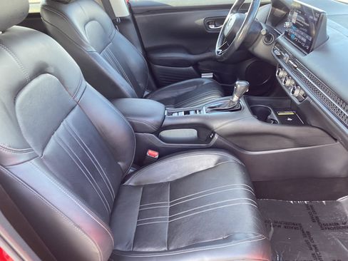 Used 2024 Honda HR-V EX-L image 9