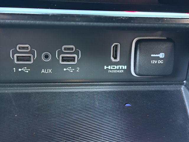 Used 2022 Jeep Grand Cherokee Summit AWD/4WD image 18