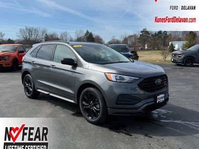 Used 2022 Ford Edge SE w/ Black Appearance Package