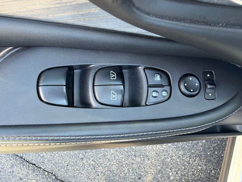 Used 2018 Nissan Murano S AWD/4WD image 10