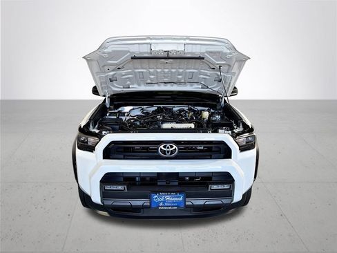 Used 2025 Toyota 4Runner SR5 RWD image 21