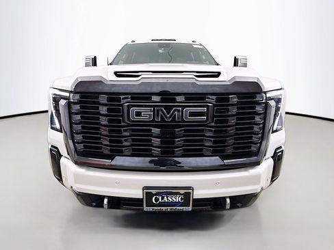 Used 2024 GMC Sierra 2500 Denali Ultimate w/ Max Trailering Package image 2