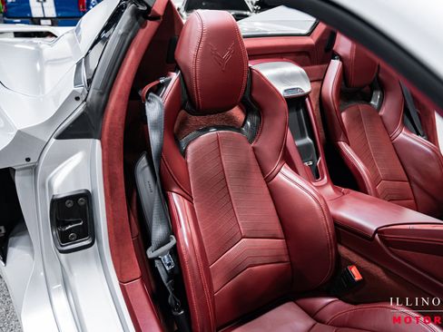 Used 2020 Chevrolet Corvette Stingray Premium Conv w/ 3LT Preferred Equipment Group image 30