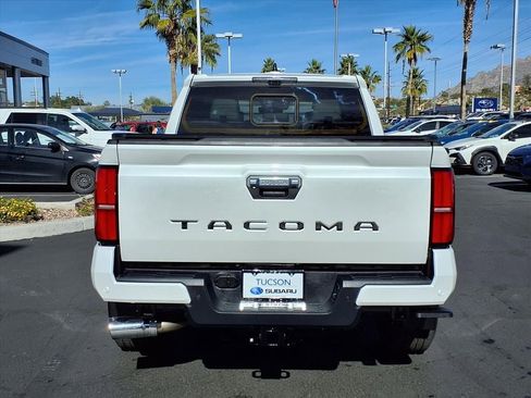 Used 2024 Toyota Tacoma Limited w/ Limited Package (LT) image 10