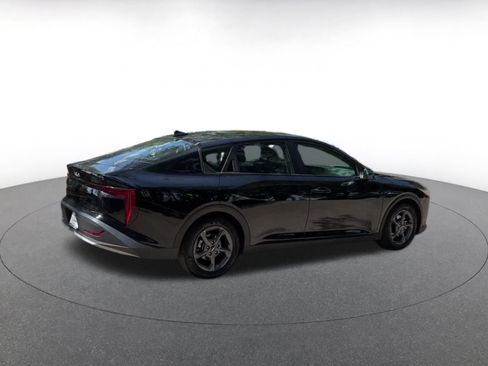 Used 2025 Kia K4 FWD image 14